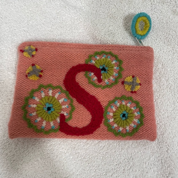 Sundance Jenny
Krauss Love Letter
Embroidered Wool "S"
Pouch - Picture 2 of 5